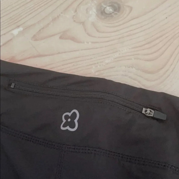 Central Park Leggings - Picture 7 of 14